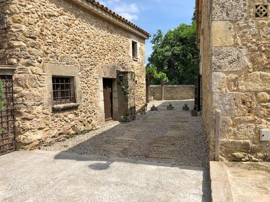 Aricus Rural: Cal Tia * Gerona
