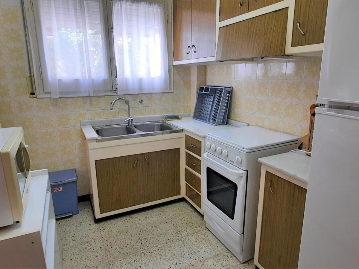 Familiar Cerca De La Playa En Con Aparcamiento Y Mascotas Permitidas - Es-170-2 Apartamento *