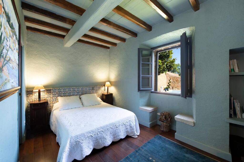 Casa Rufina, Exclusive & Charming Stone House In Costa Brava *