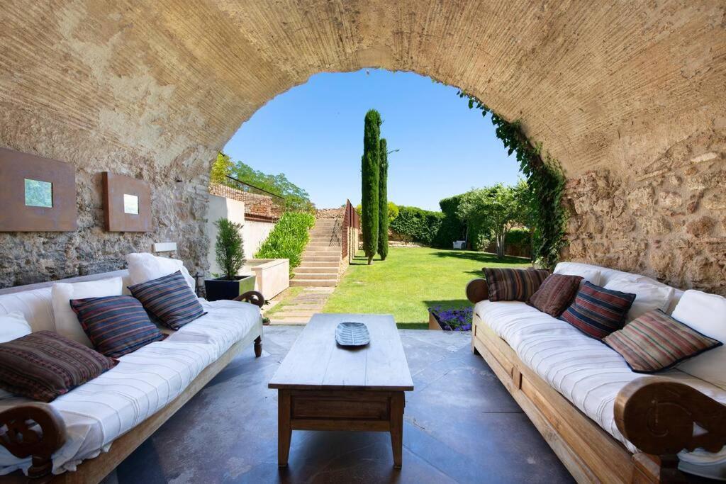Casa Rufina, Exclusive & Charming Stone House In Costa Brava Villa