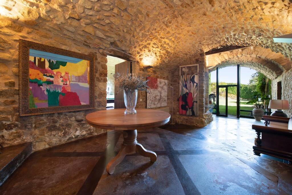 Casa Rufina, Exclusive & Charming Stone House In Costa Brava Pals