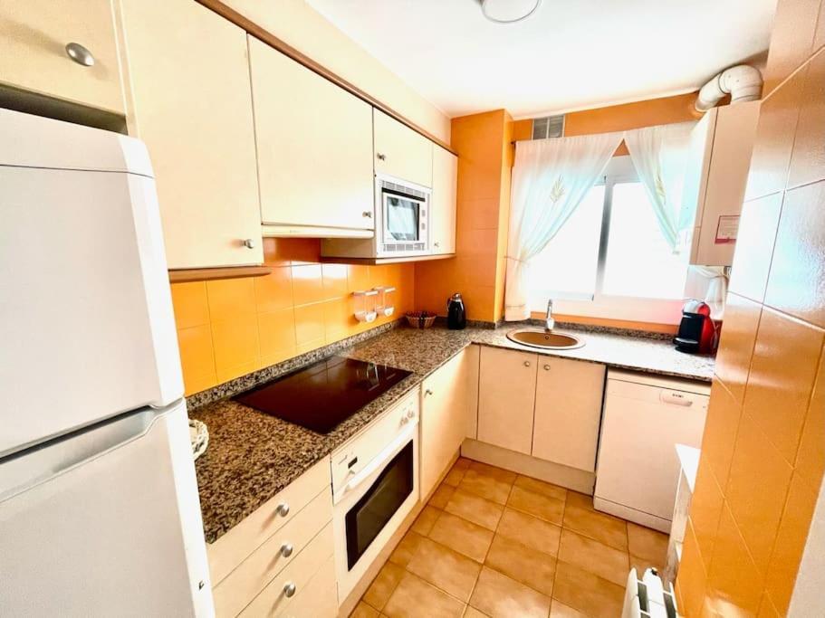 Seahomes Vacations - Coral Sun In Fenals Apartment Lloret de Mar