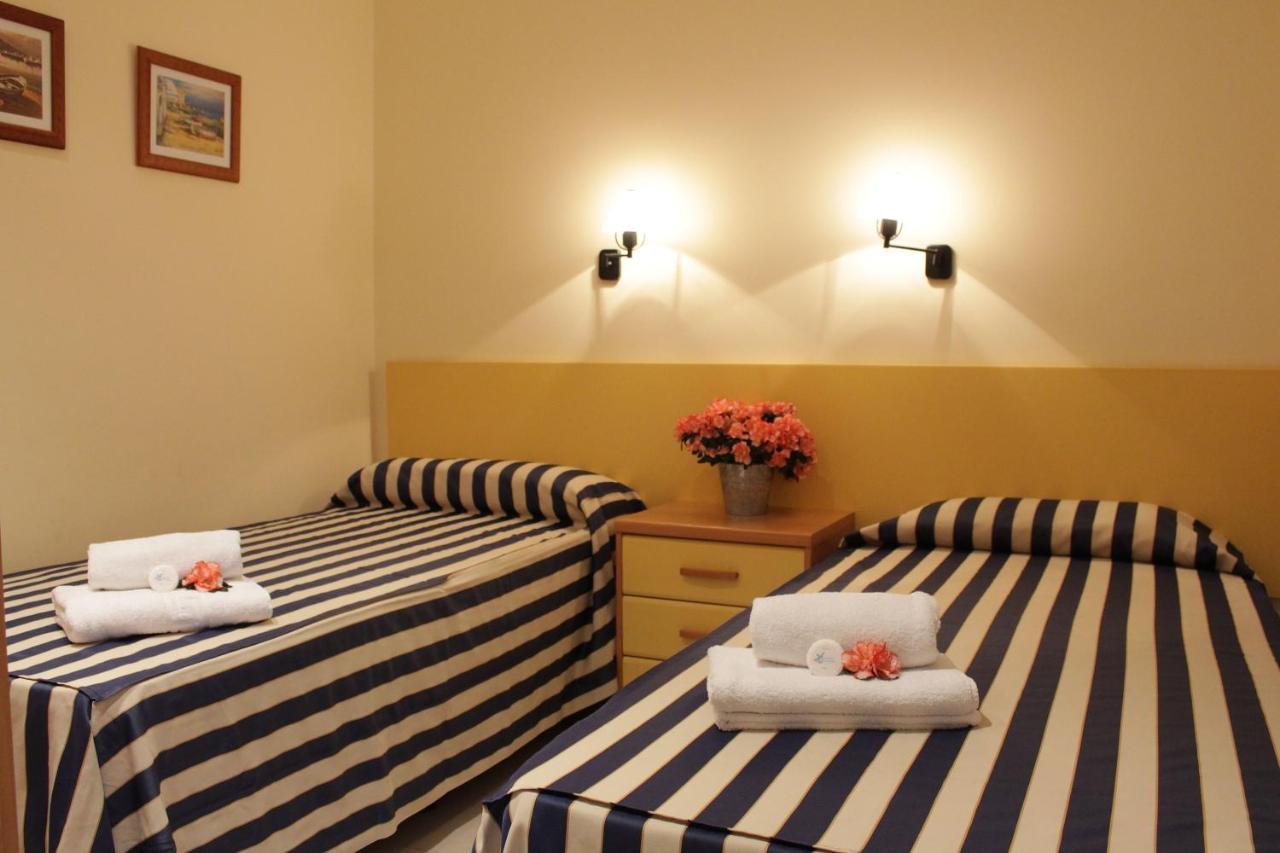Apartaments Tamariu Apartahotel *