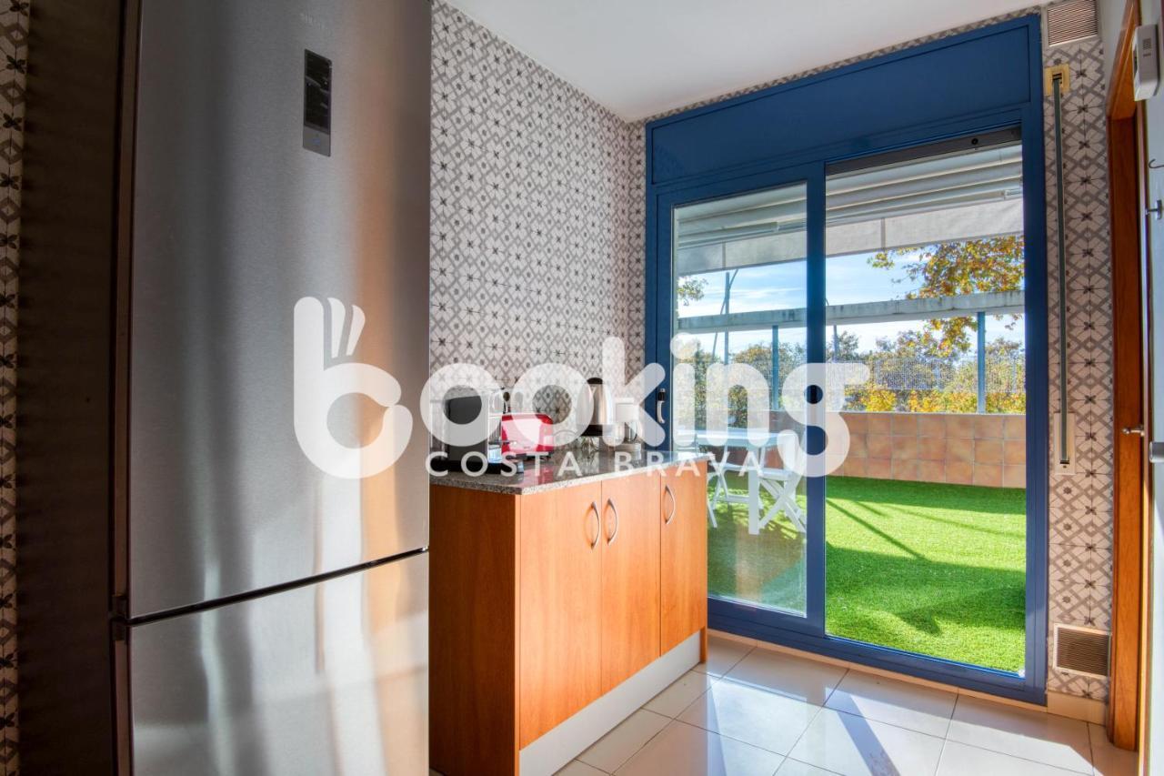 Apartment Soleado - Amb Gran Terrassa Al Centre De Platja D'aro, Amb Parking I Piscina Comunitaria