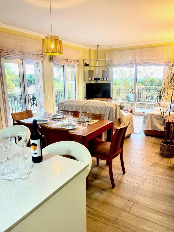 Seahomes Vacations - Nautic Maritime Apartment *