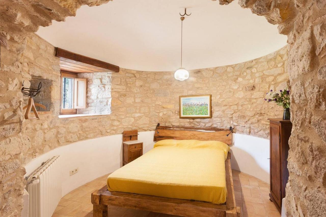 Apartment Feliu, Masia Stone House, And Ground-floor Apartment, Sant Daniel-girona
