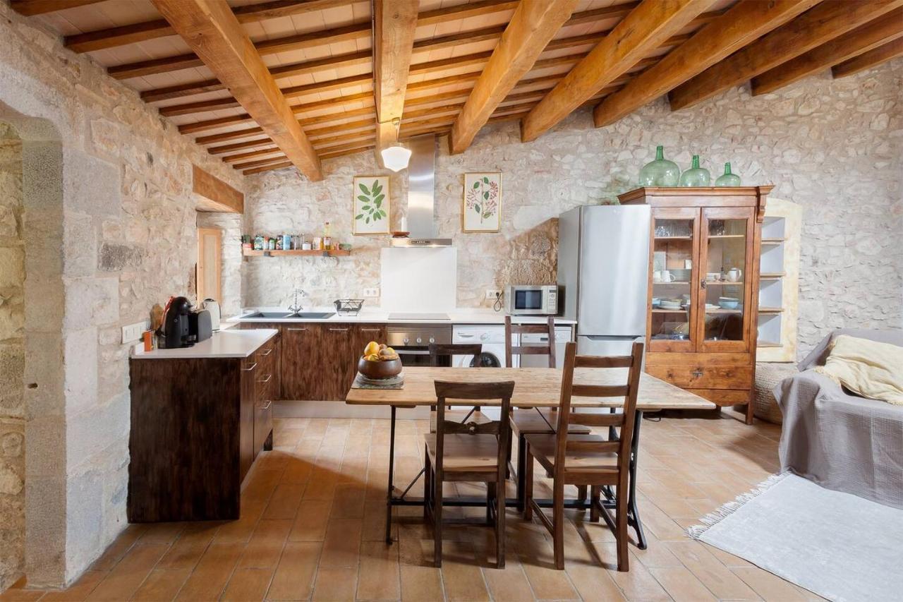 Feliu, Masia Stone House, And Ground-floor Apartment, Sant Daniel-girona Apartment