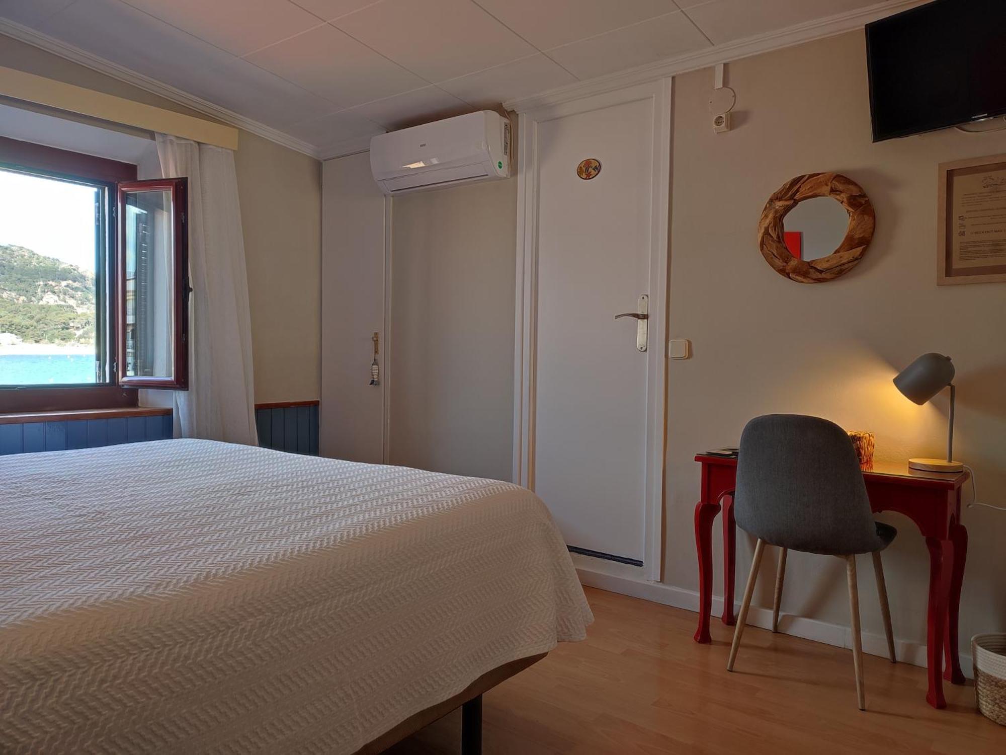 Cap D'or - Children Only From 12 Years Old 2*