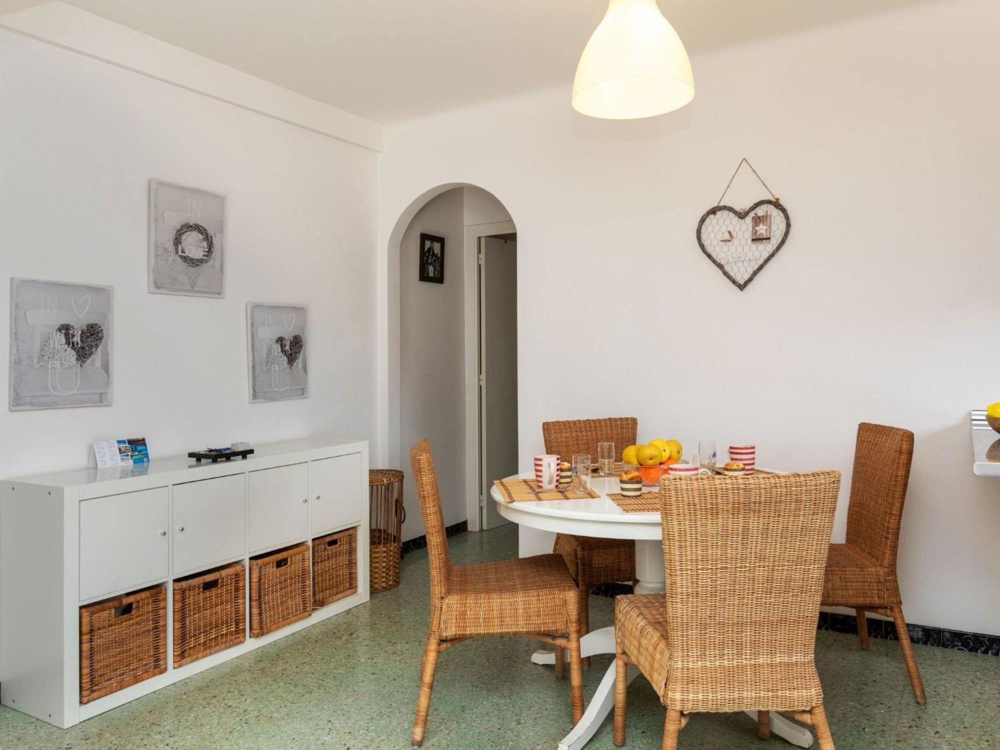 Gran Sol By Interhome Apartamento Llançà