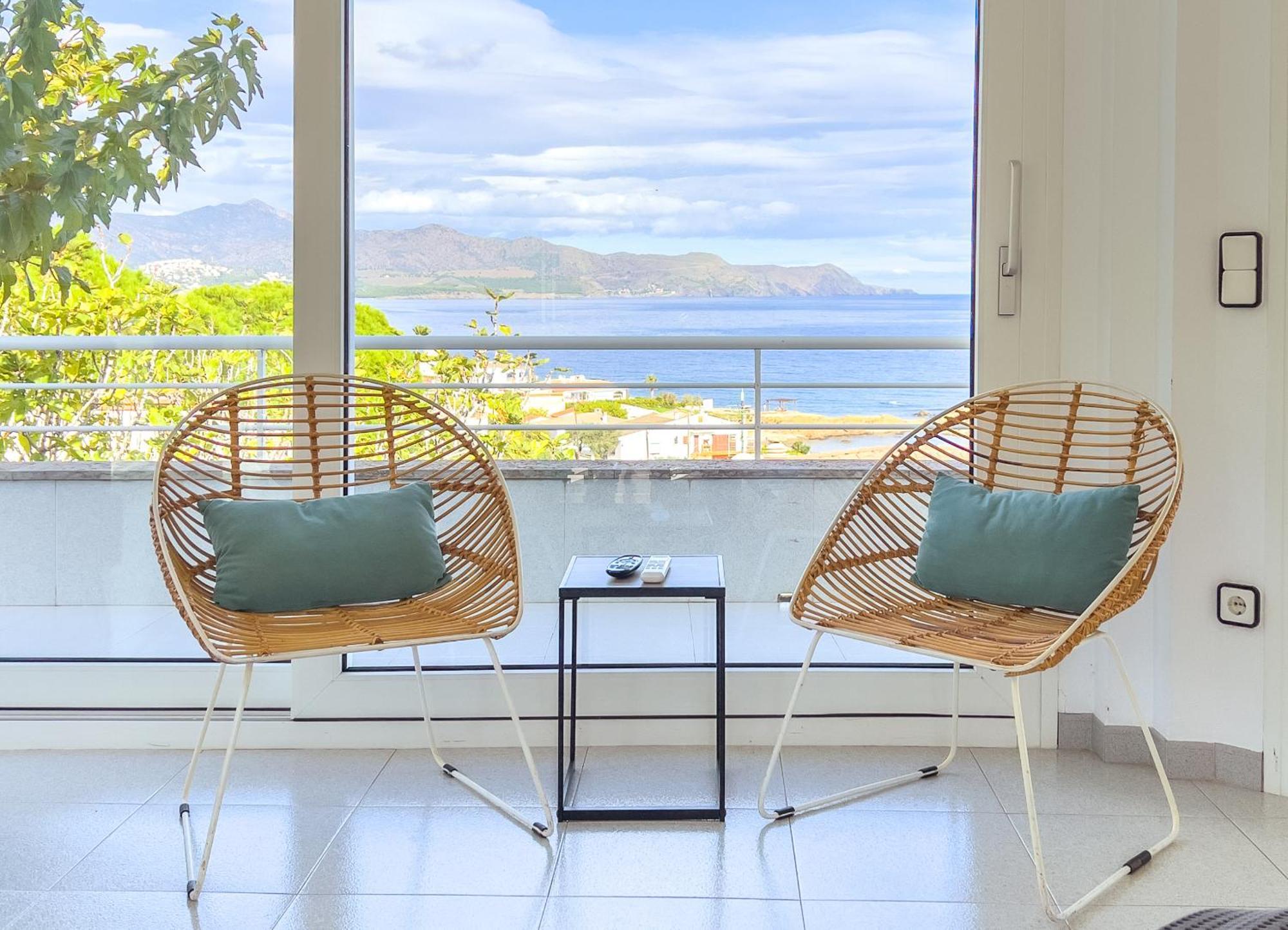 Villa Majordoms - Sarnella, *