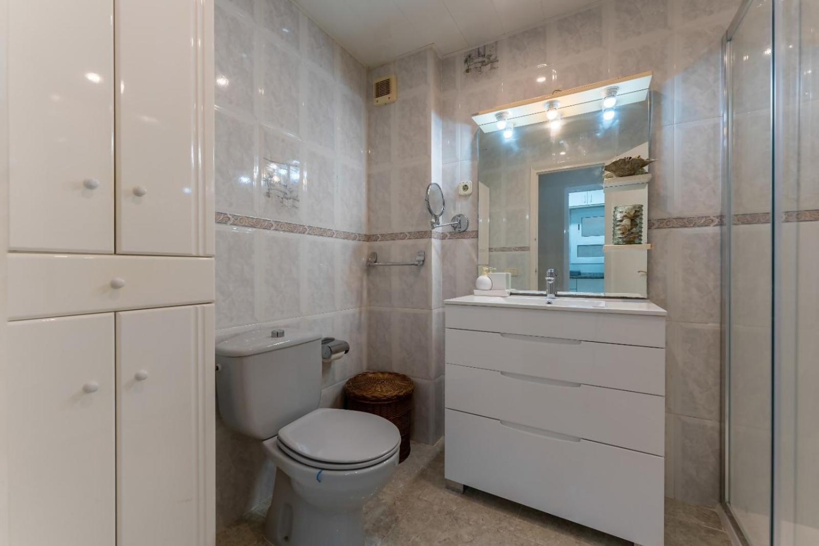 Pau Picasso Con Piscina Y Terraza En Apartamento