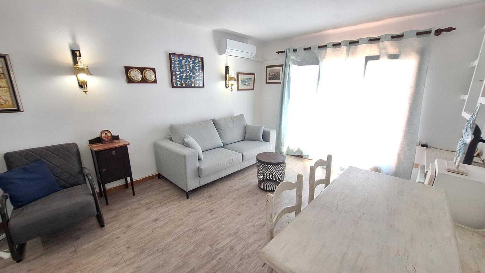 La Font Lovely Lestartit 400 Meter From The Apartamento L'Estartit