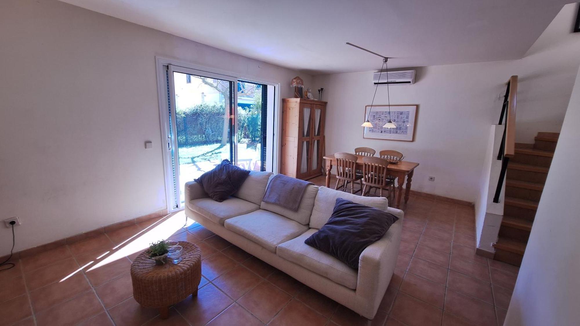Mas Pinell, 3 Bedroom At 50m From The Beach. Holiday home