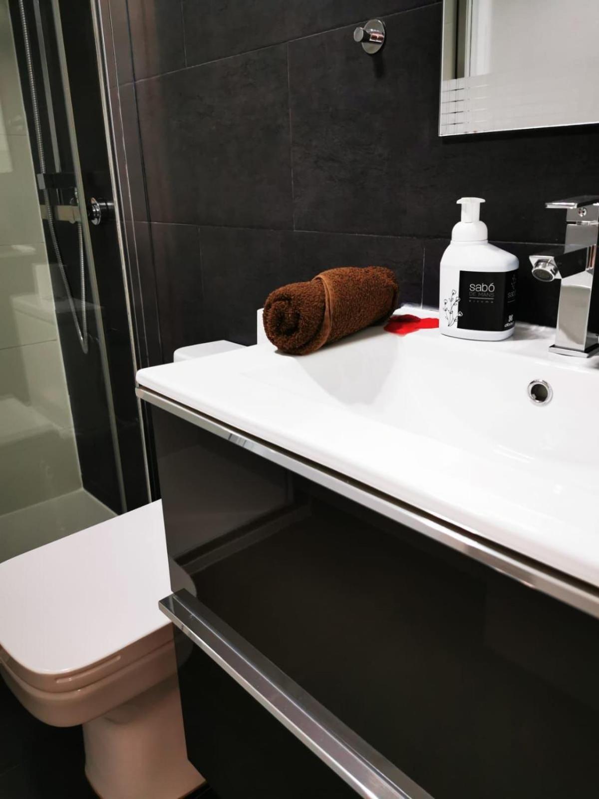 Ruby Apartment