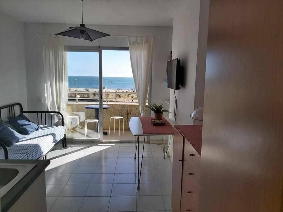 Apartment Miami 402estudio Situado En Primera Linea De Mar Empuriabrava