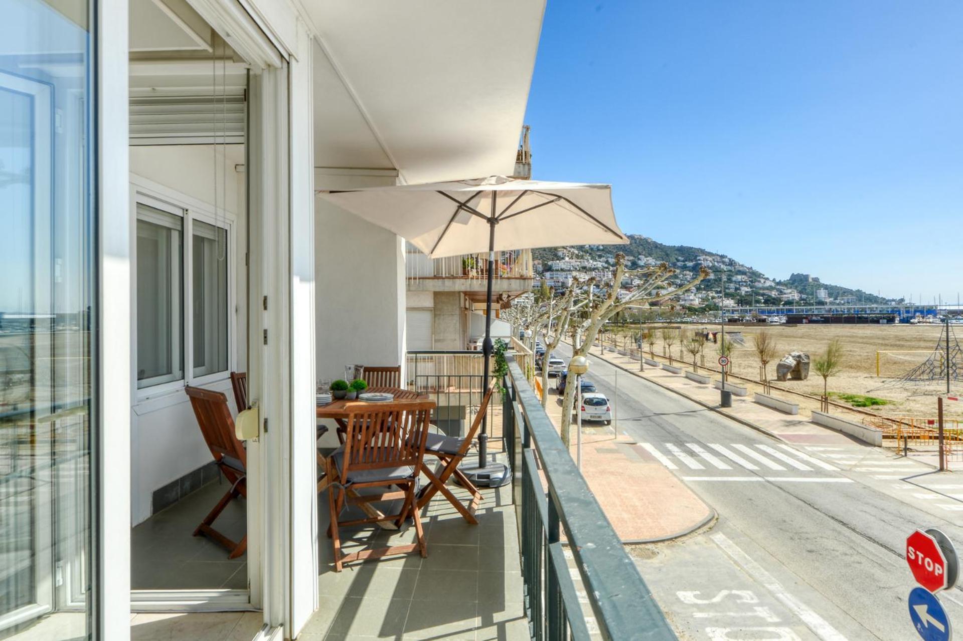 Apartment Frontline Centre - Immo Barneda