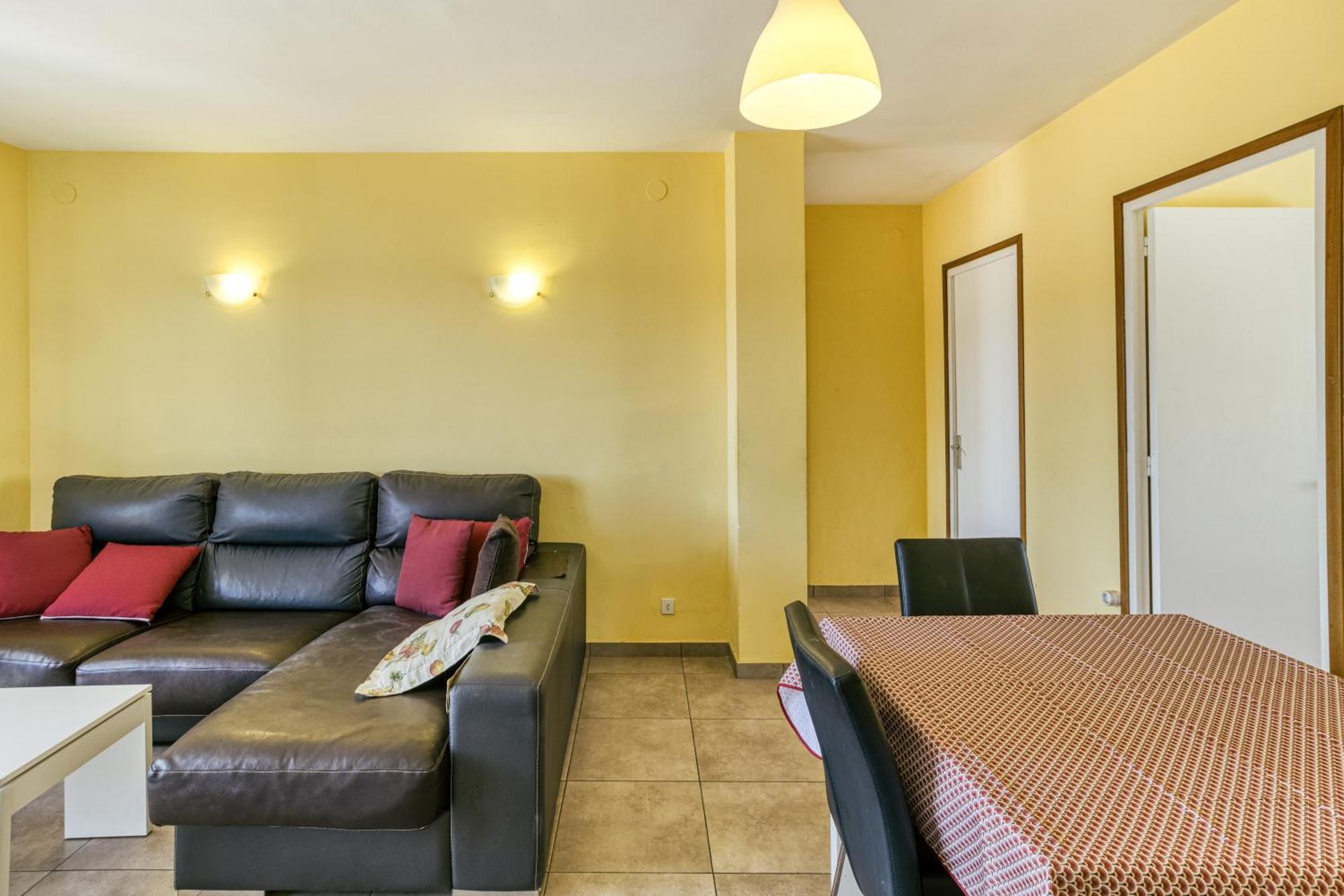 Escala Riells Apartment *
