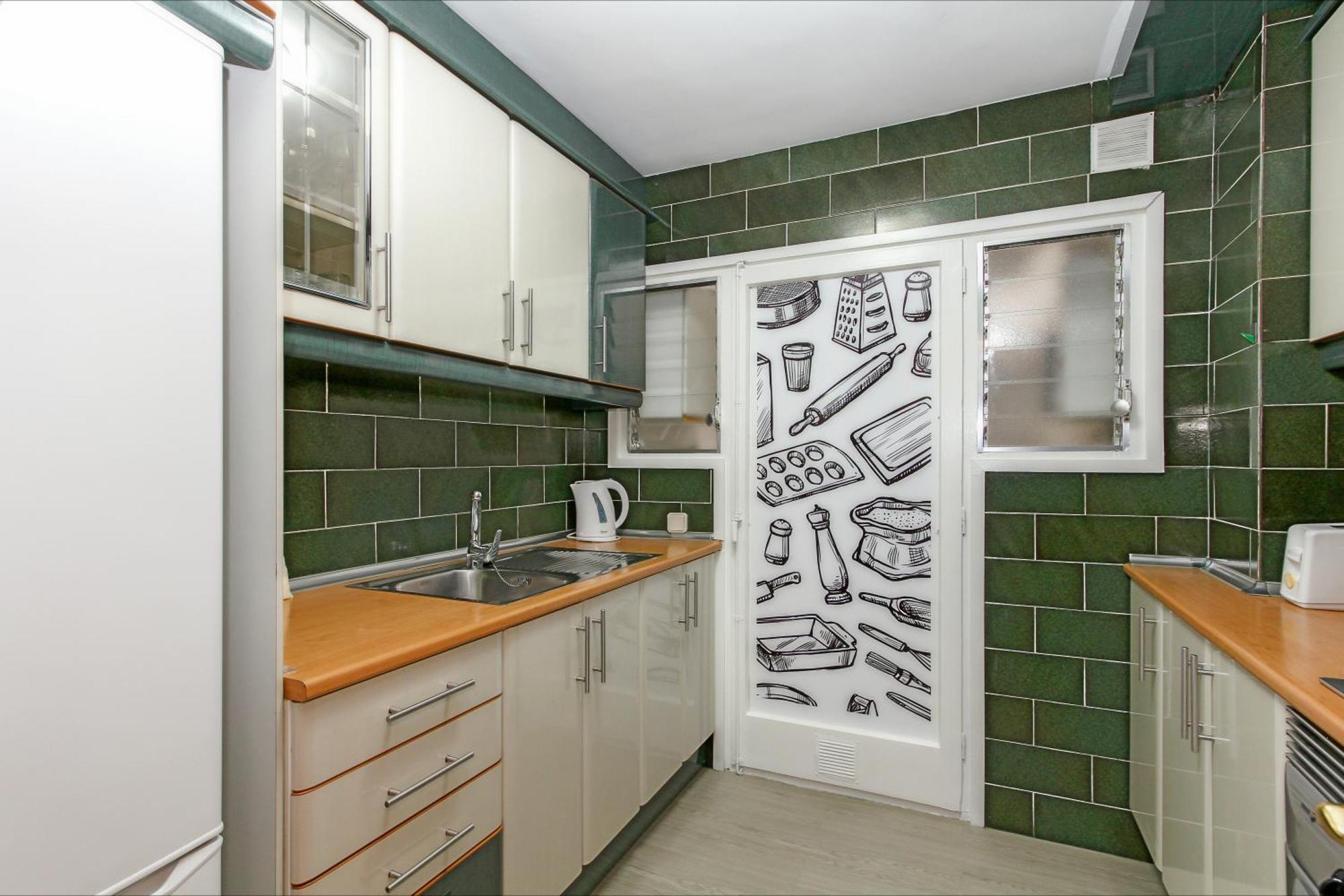 Apartment Arena - *