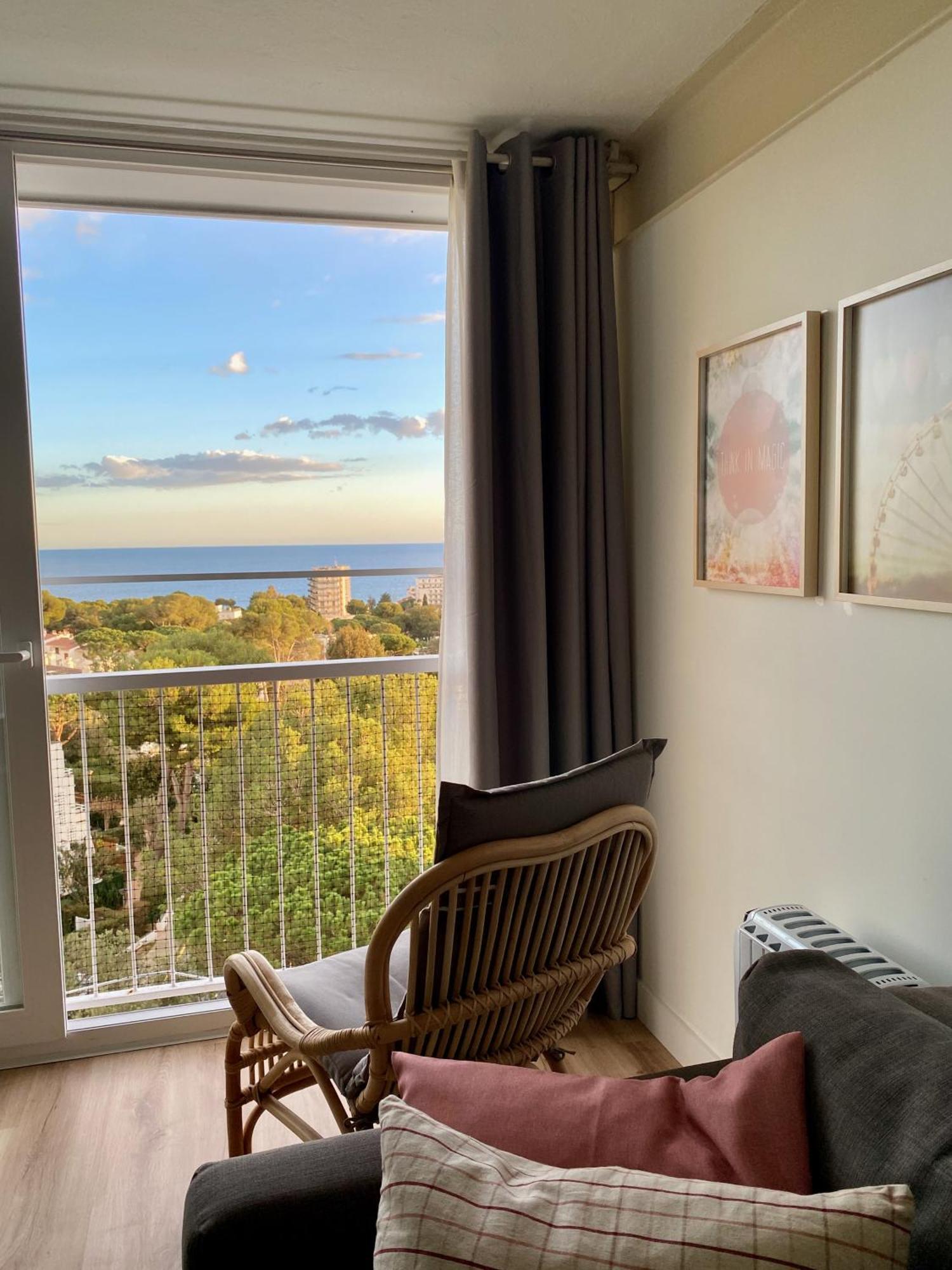 Panoramic Views Apartamento