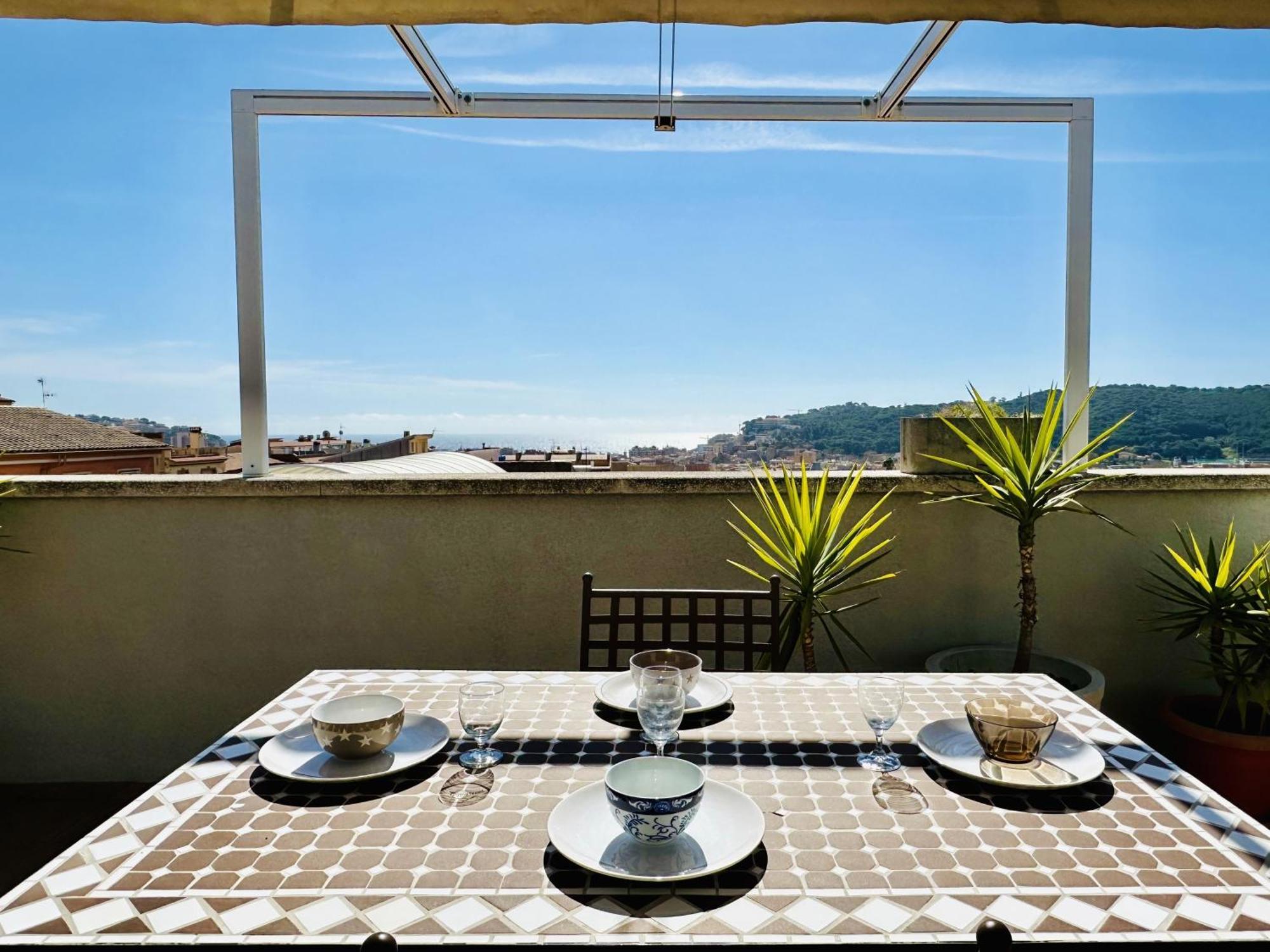 Llevant Costabravasi Apartamento *