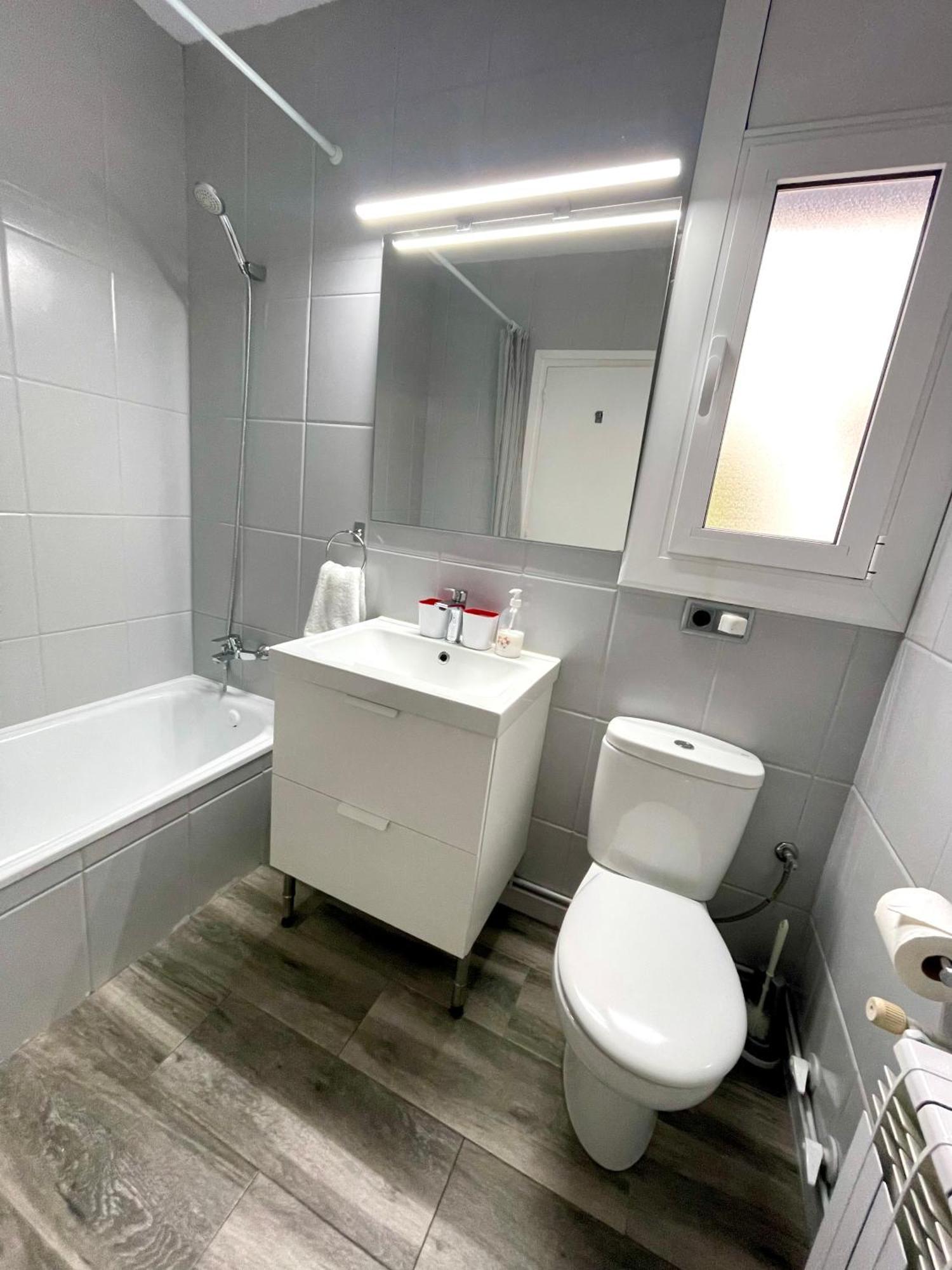 Seahomes Vacations, La Casa Blue Mediterranean Lifestyle *