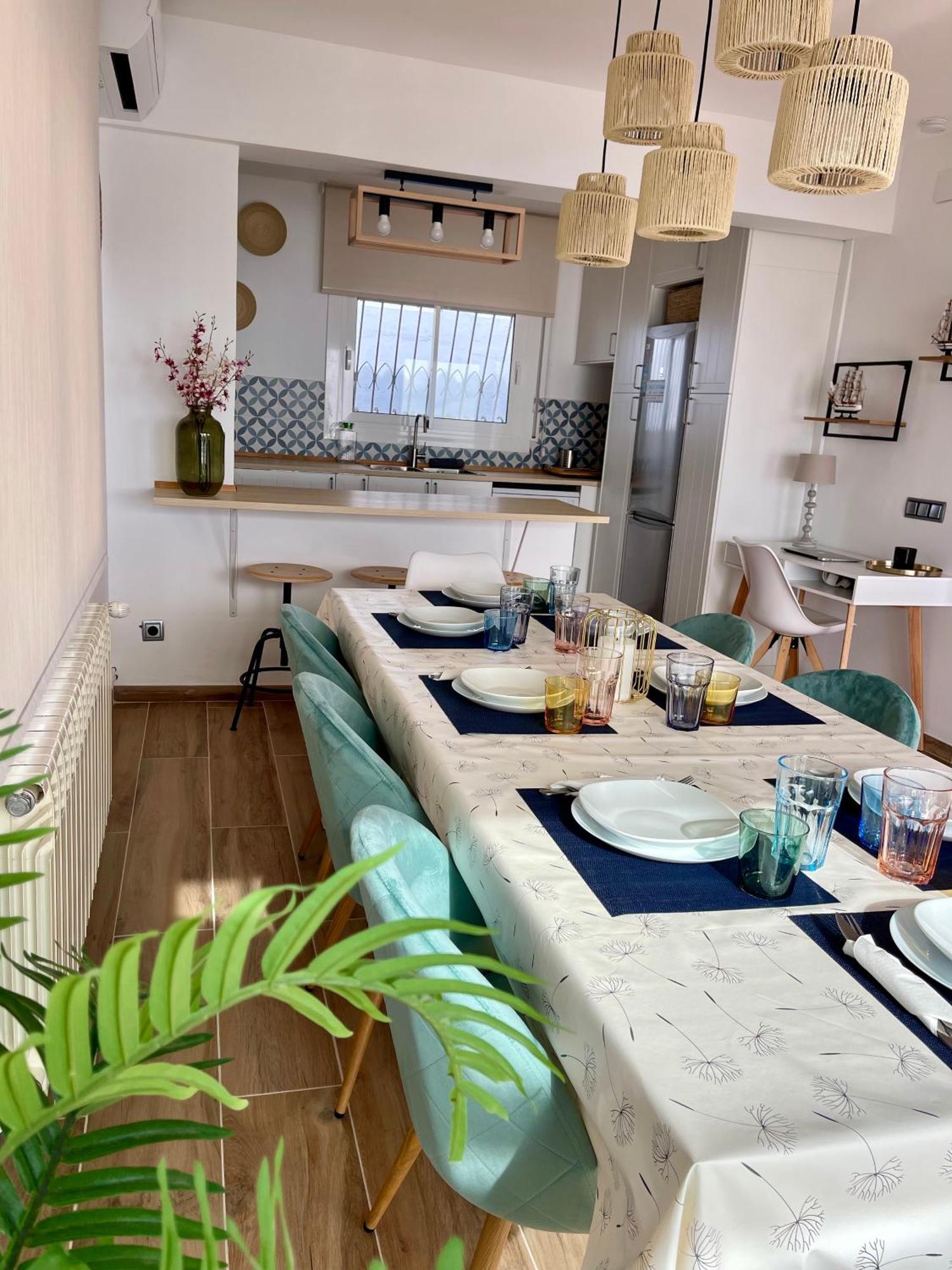 Seahomes Vacations, La Casa Blue Mediterranean Lifestyle * Blanes