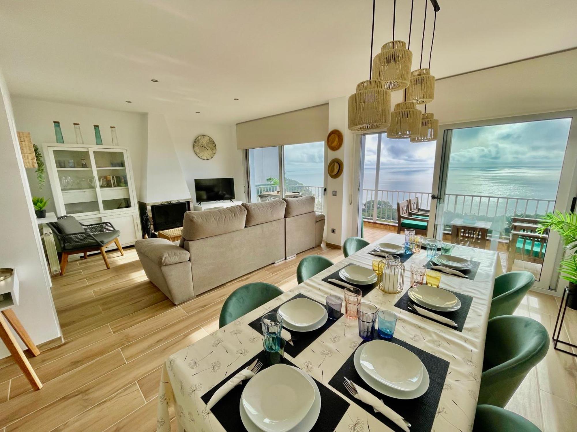 Seahomes Vacations, La Casa Blue Mediterranean Lifestyle Blanes