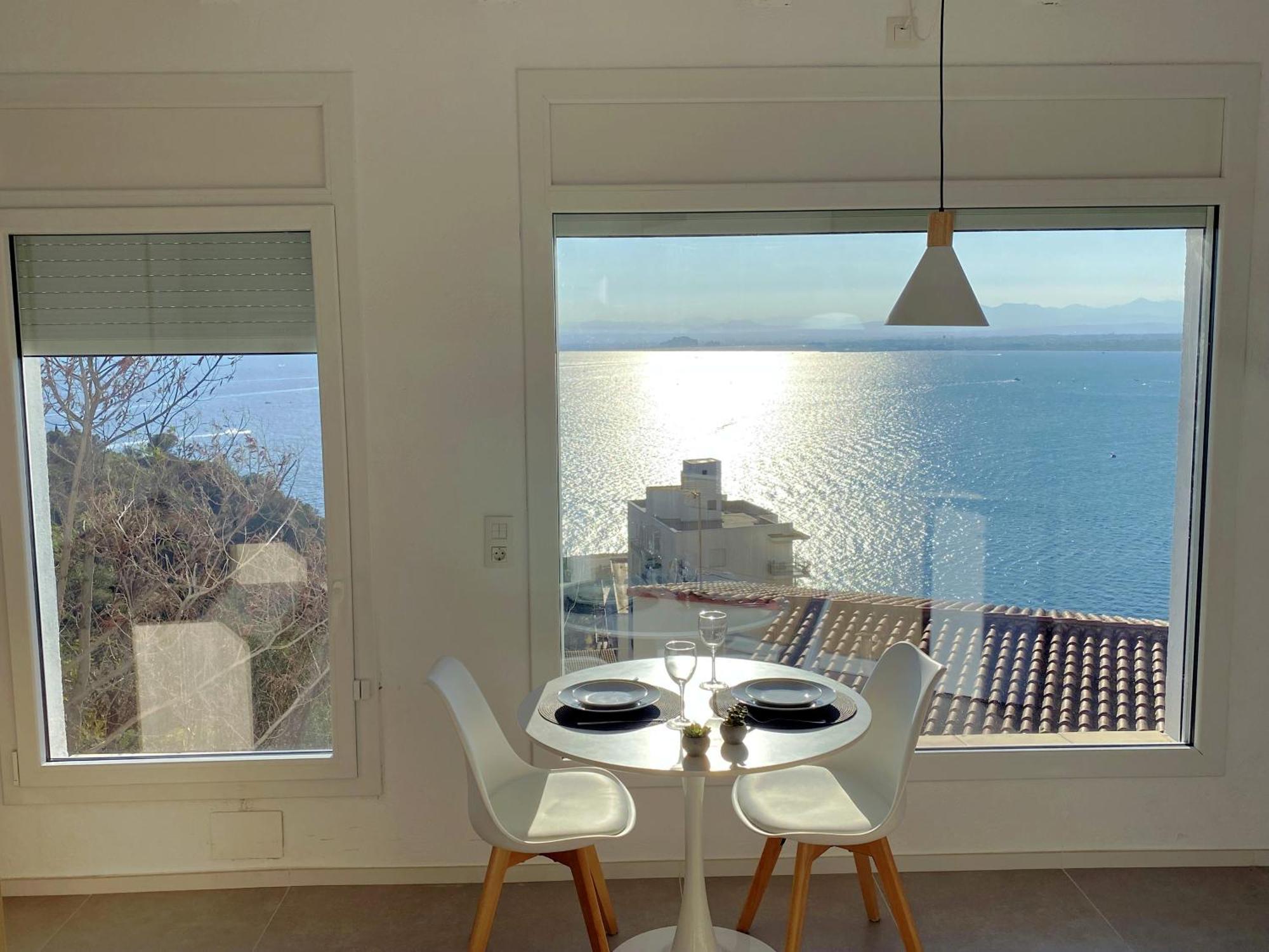 Agi Castell Mar Apartment *