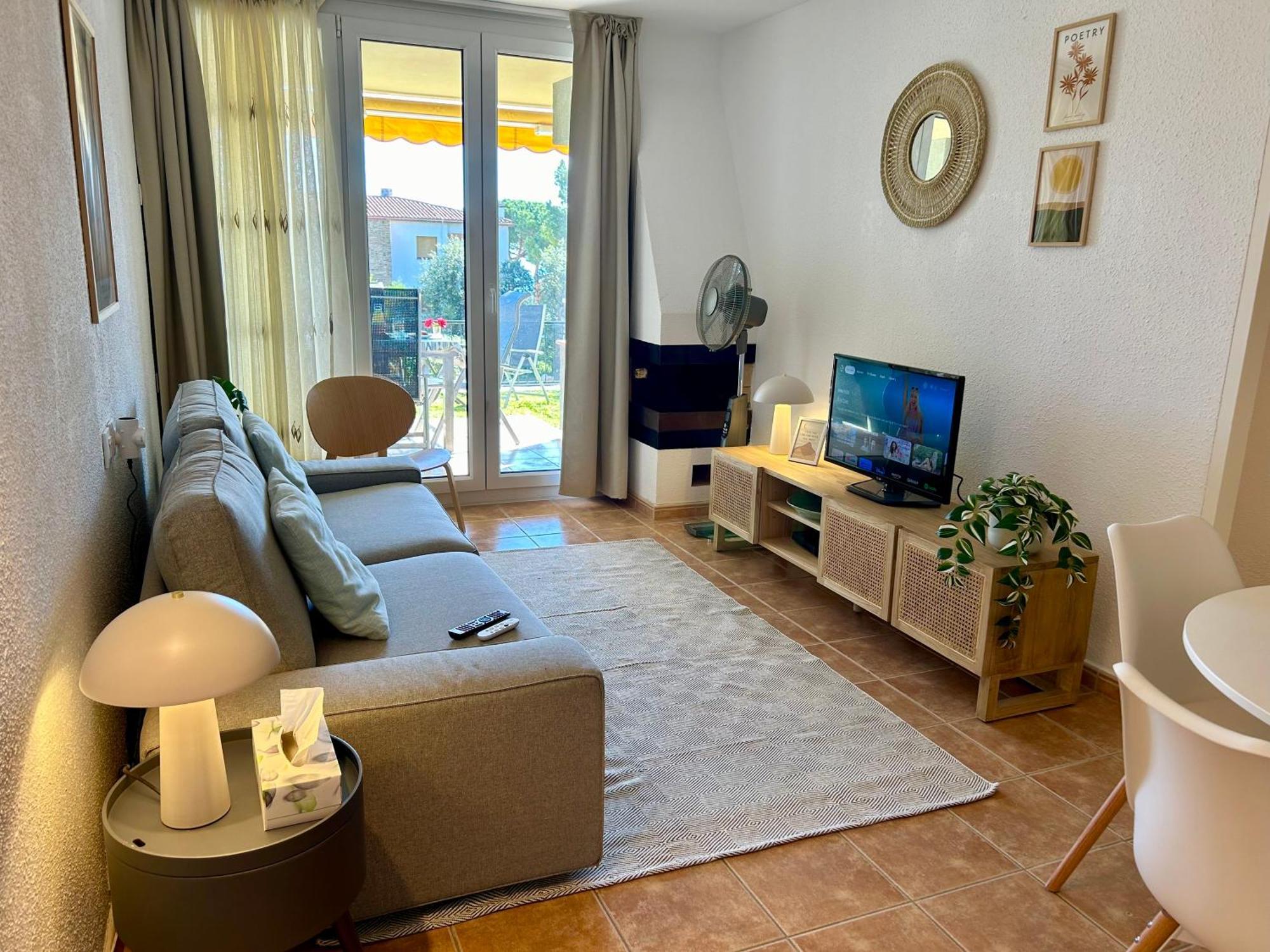 Reformat, Wi Fi, Parking, Piscina, Ac Apartamento