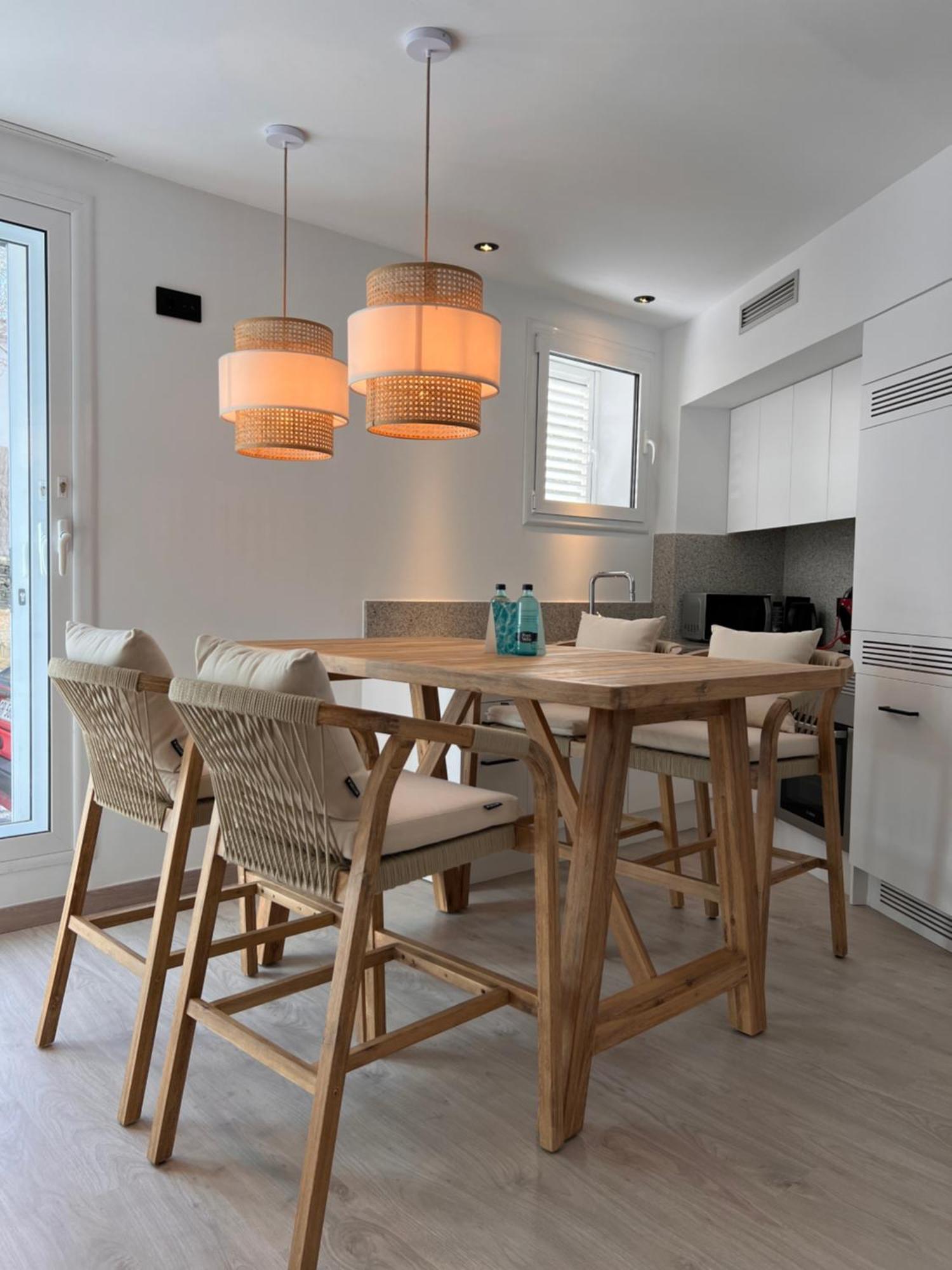 Canvas Apartments&lofts * Cadaques