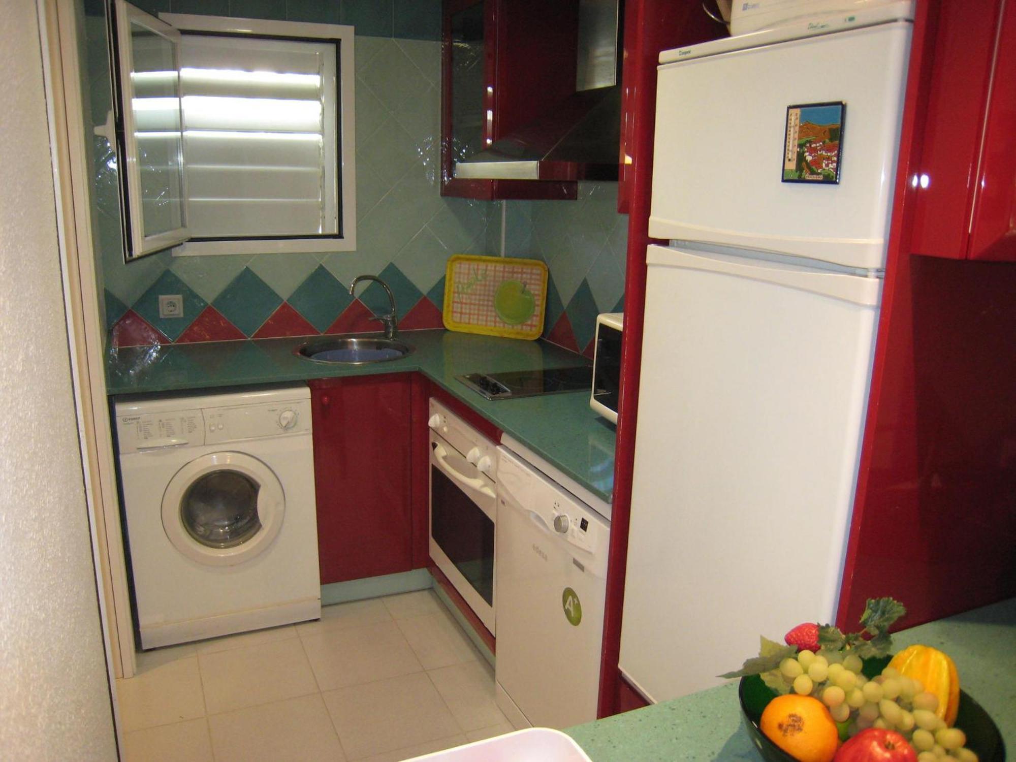 Apartamento De Lujo Cerca De La Playa Con Piscina Y Terraza En - Es-323-21 *