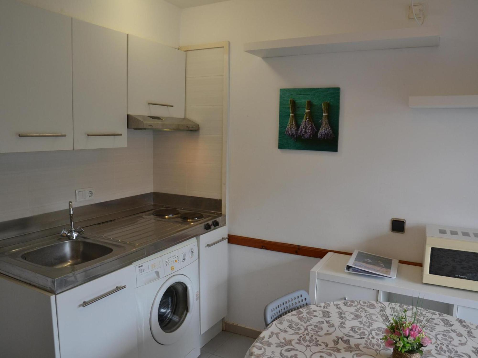 Apartamento Acogedor En La Playa Con Acceso Directo Al Mar Y Piscina En - Es-323-22