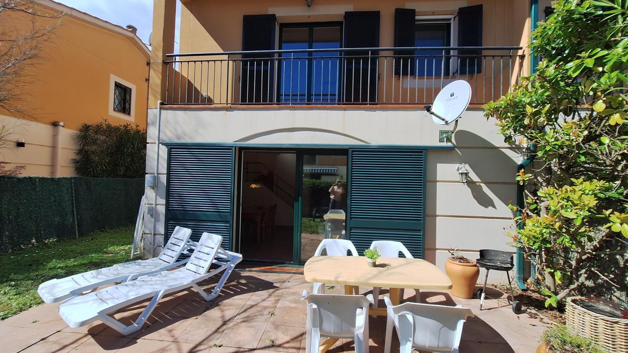 Mas Pinell, 3 Bedroom At 50m From The Beach. *
