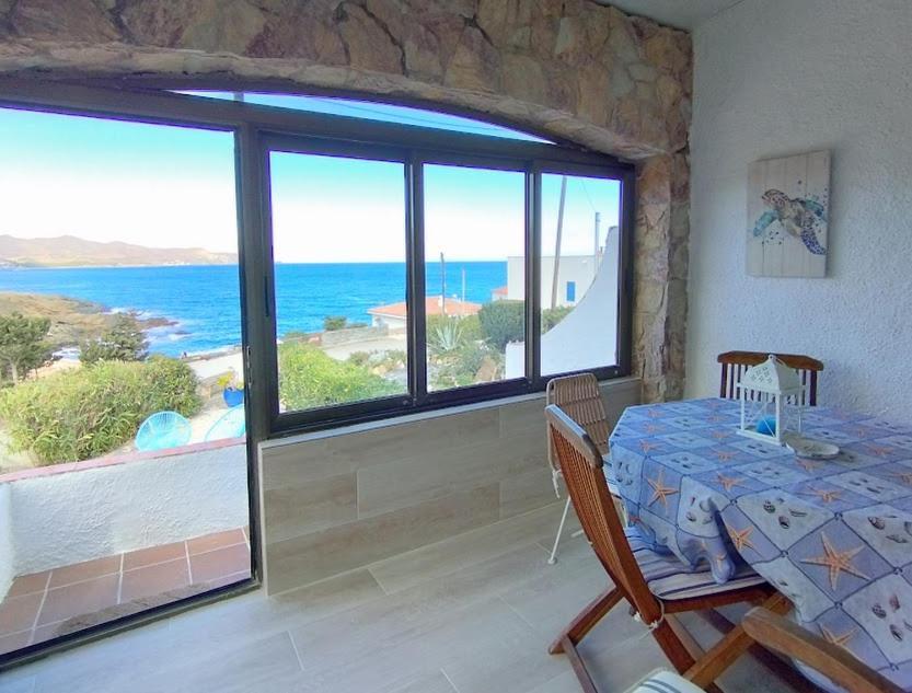 Casa Platja D'en Robert * El Port De La Selva