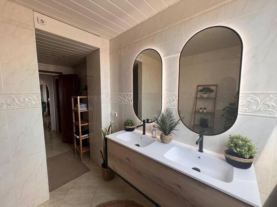 Apartamento 3apartamento De Tres Ampuriabrava