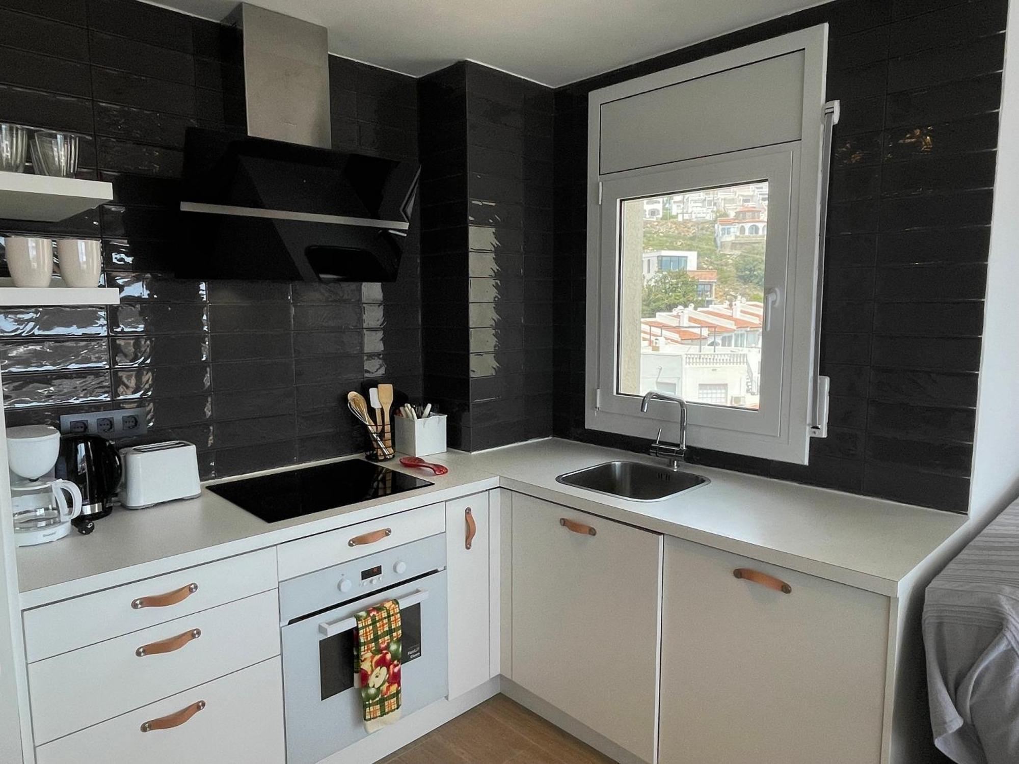 Garbinell Apartamento Rosas