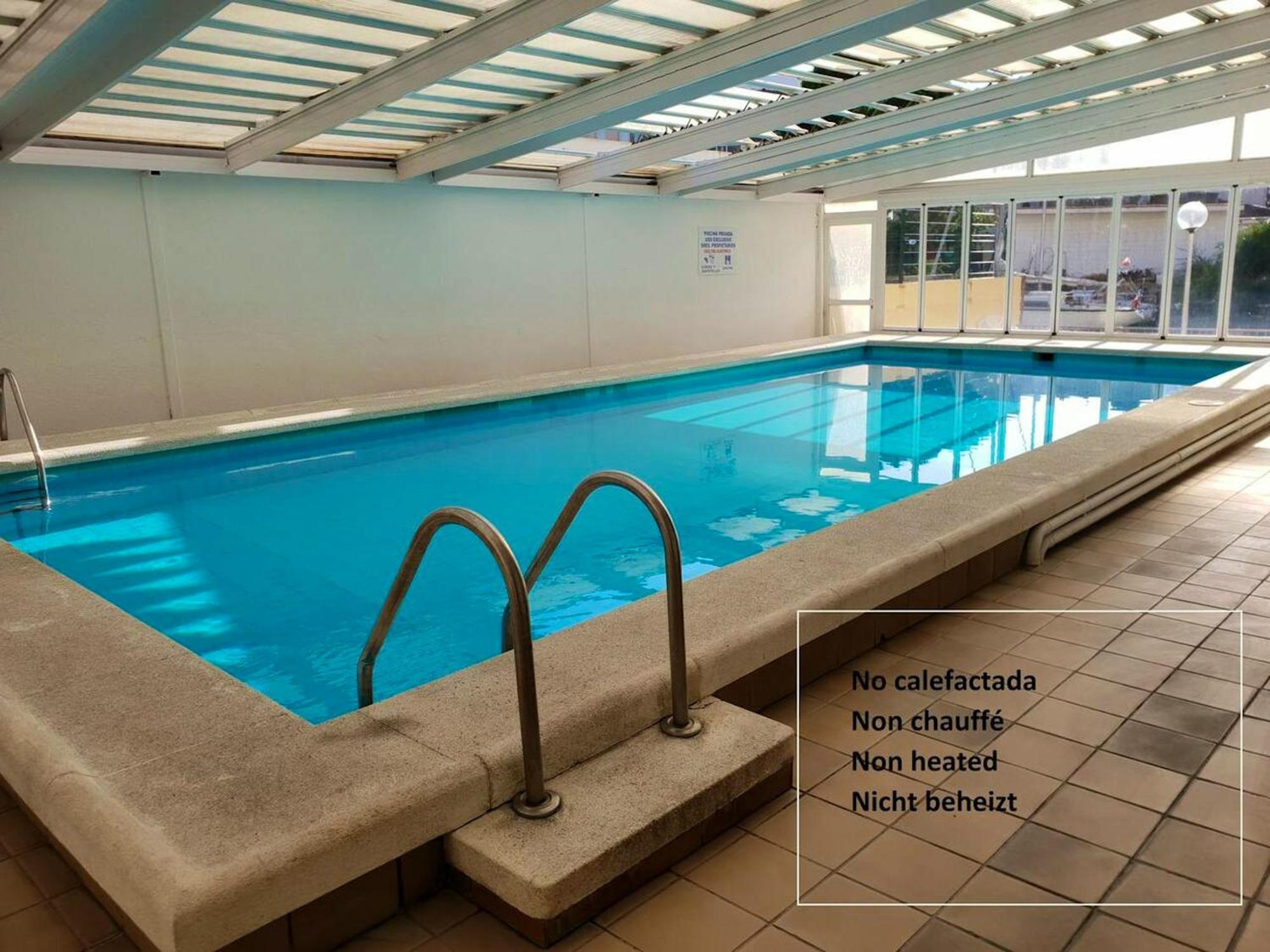 Comfortable In With Shared Pool - 54 Sqm Rosas
