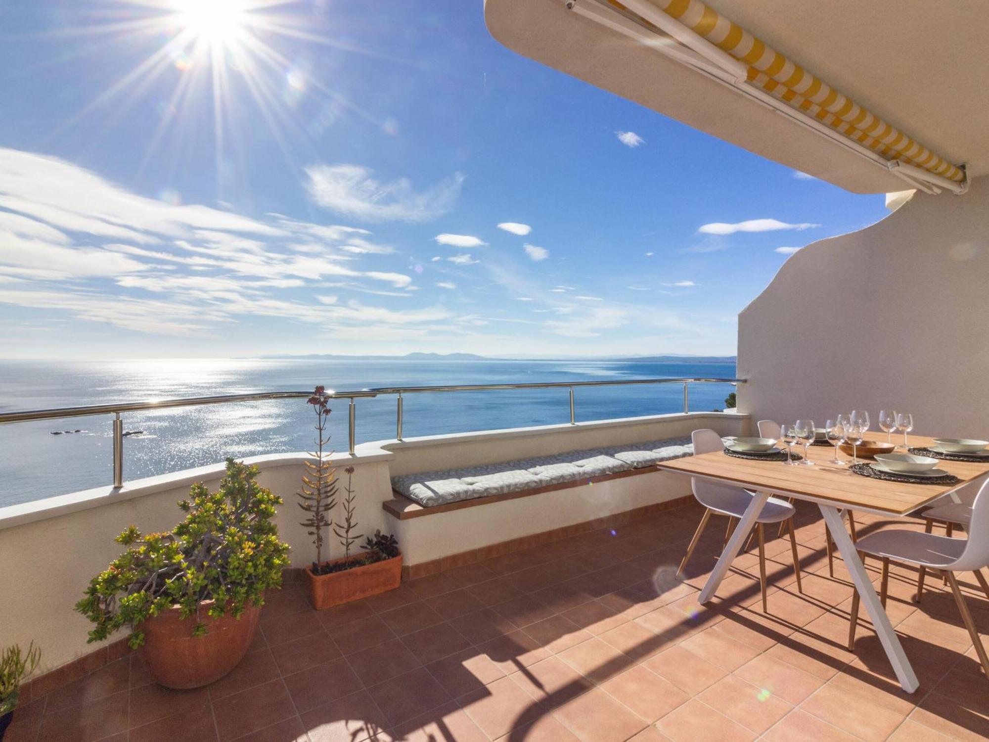 Apartamento Joan Margarit 2-b -vista Excepcional Del Mediterraneo Con Piscina Comunitaria. - Es-228-159 *