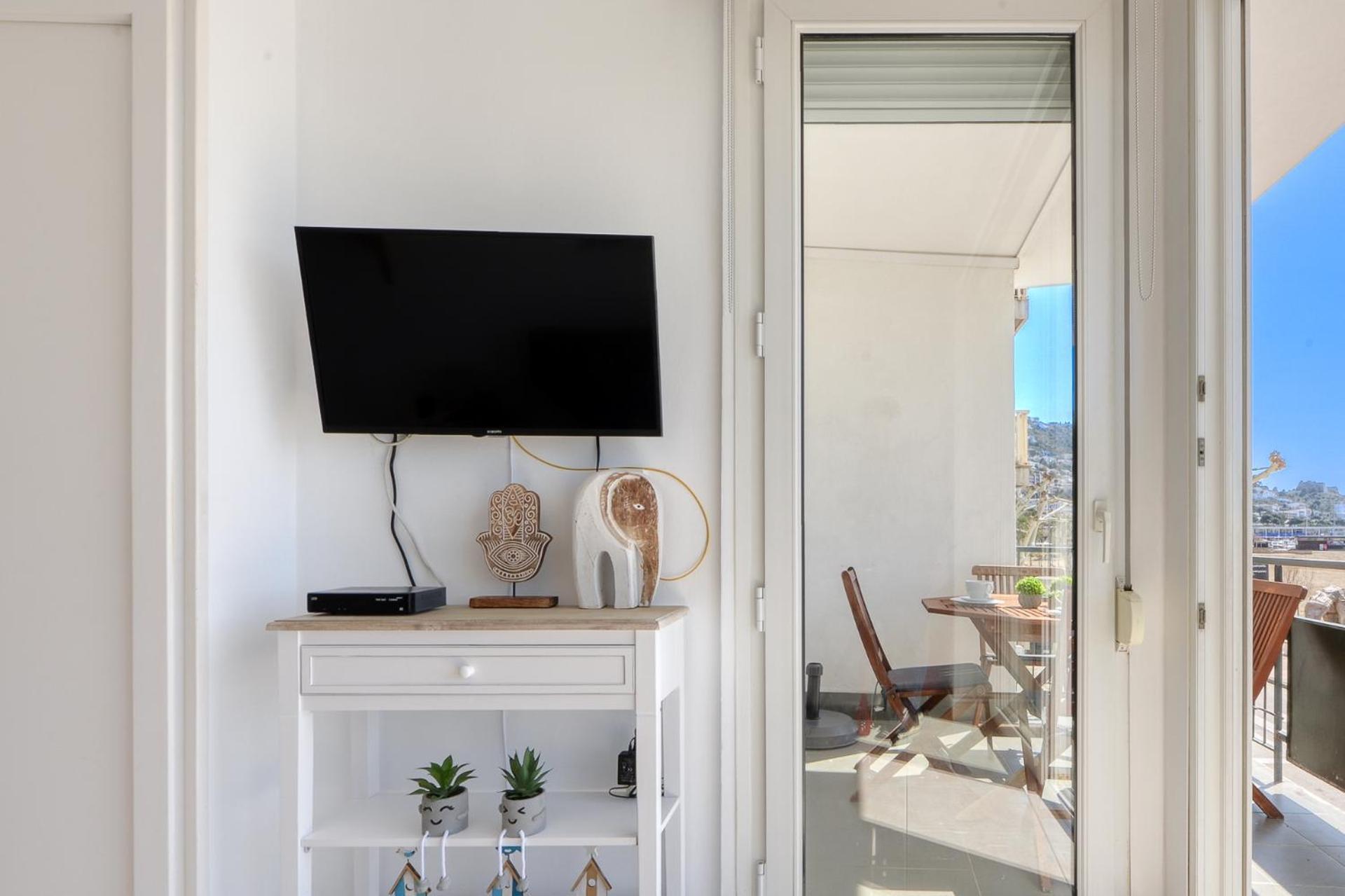 Frontline Centre - Immo Barneda Apartment
