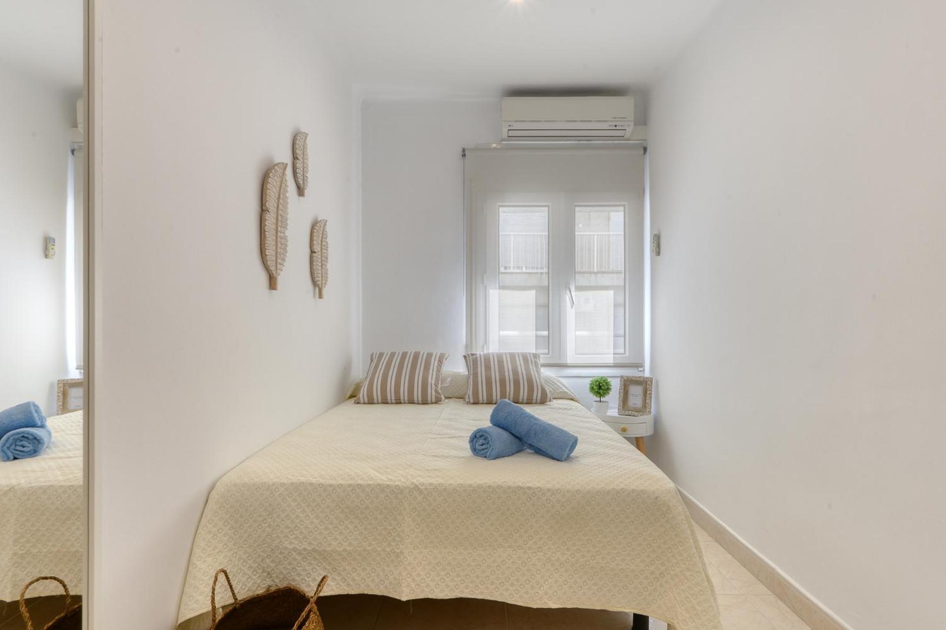 Frontline Centre - Immo Barneda Apartment