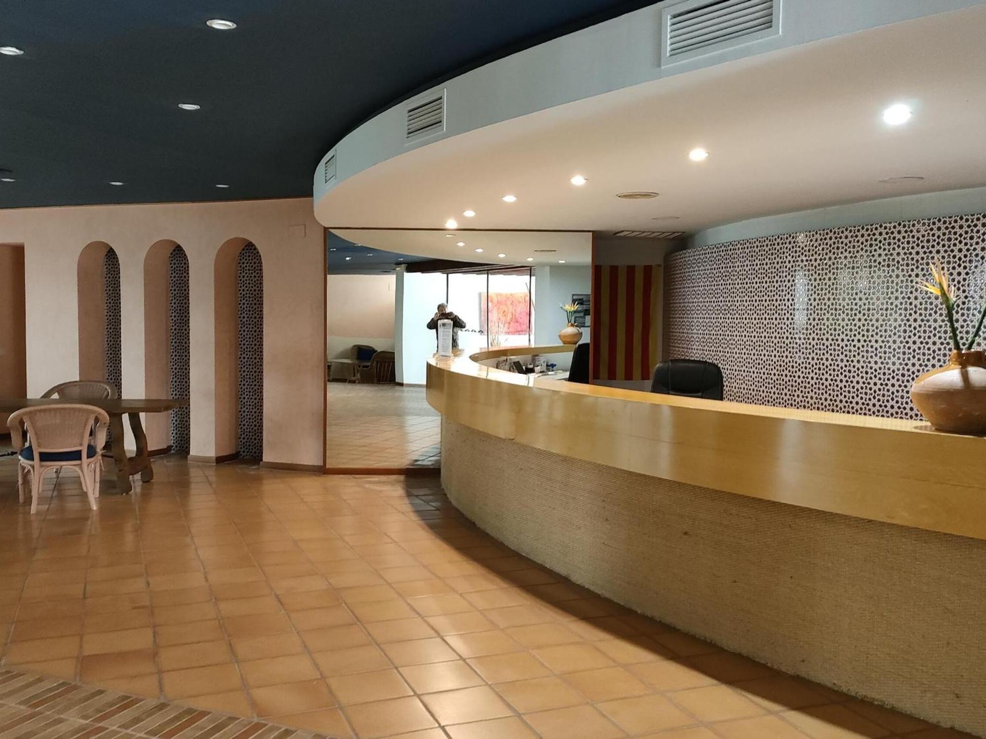 Con Piscina Y Terraza Cerca De La Playa De La Rubina, Wi-fi Y Climatizacion. - Es-258-34 Rosas