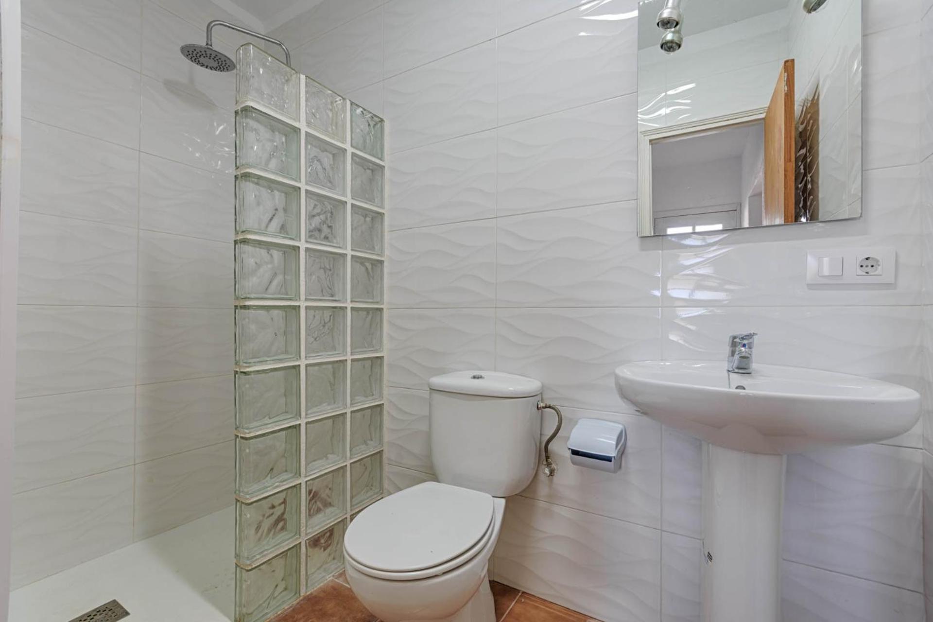 Apartamento Amplio Y Luminoso Con Piscina Planta 0 N2 *