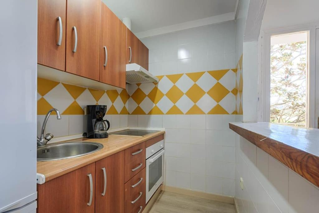 Apartamento Acogedor Y Luminoso Con Dos Planta 2 N4 Rosas