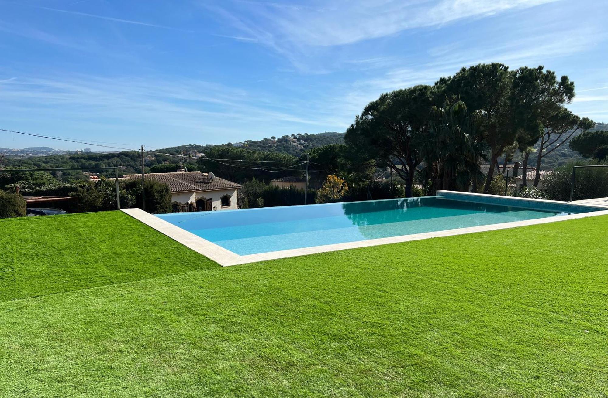 Casa Mas Con Piscina Infinita Con Playa *