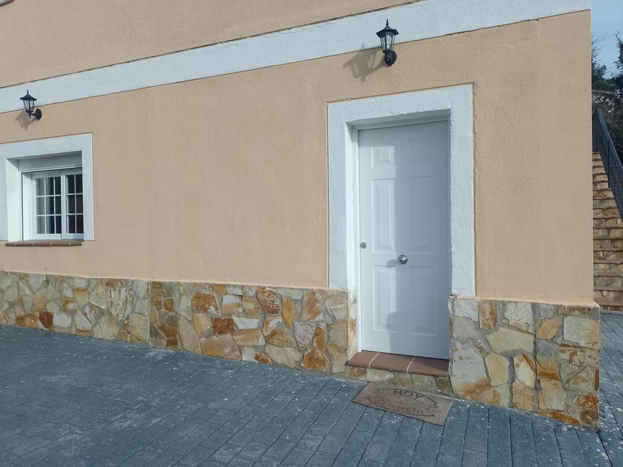 Gran Estudio De 50m2 Cerca Costa Brava