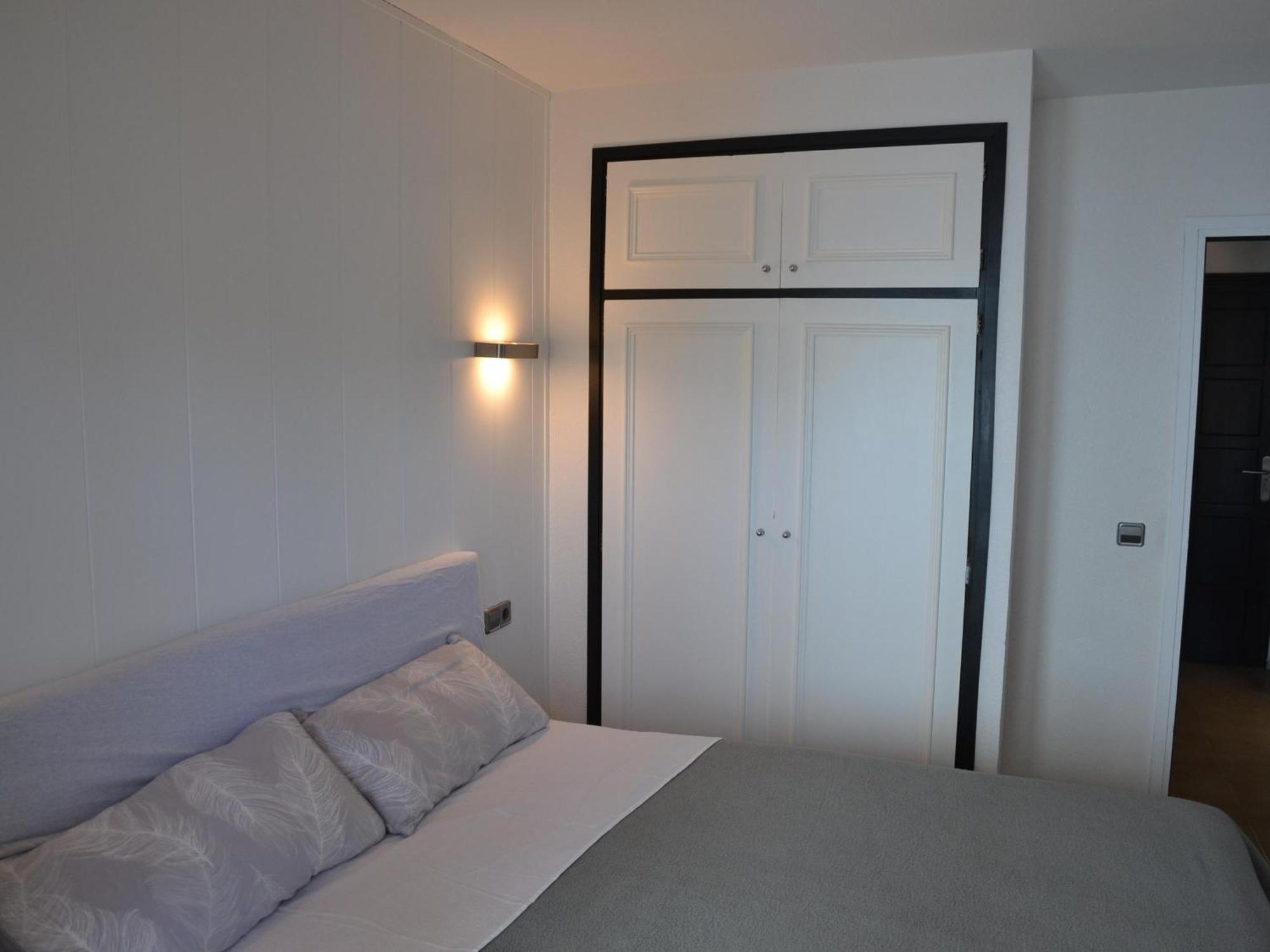 Apartamento Pineda 19, - Centro - Es-323-60 *