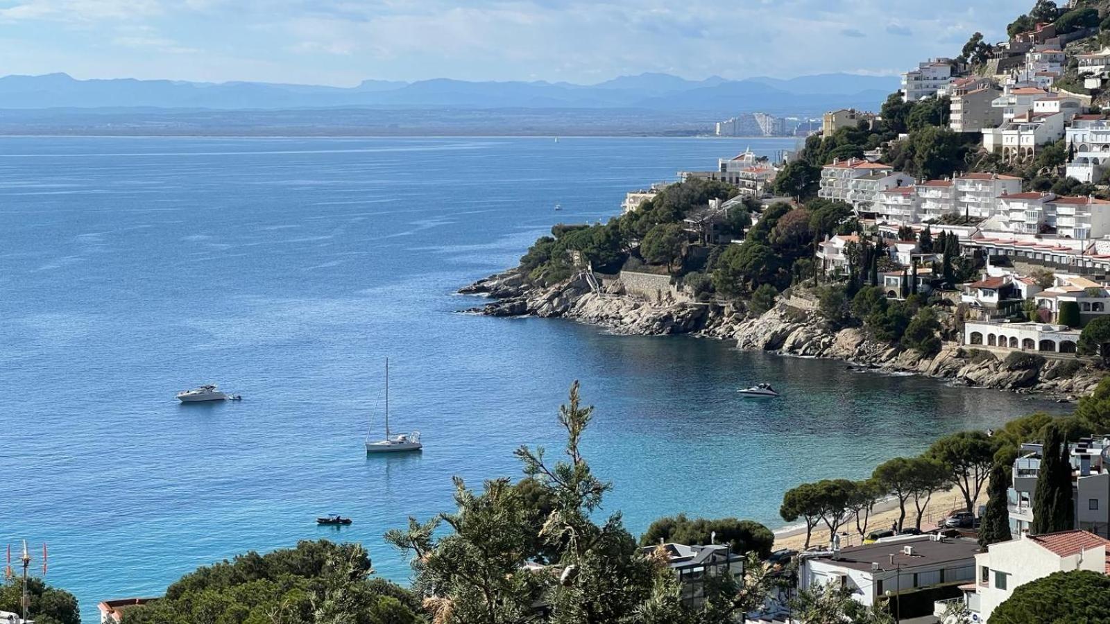 Apartamento Con Vistas Mar Y Parking Cerca De La Playa