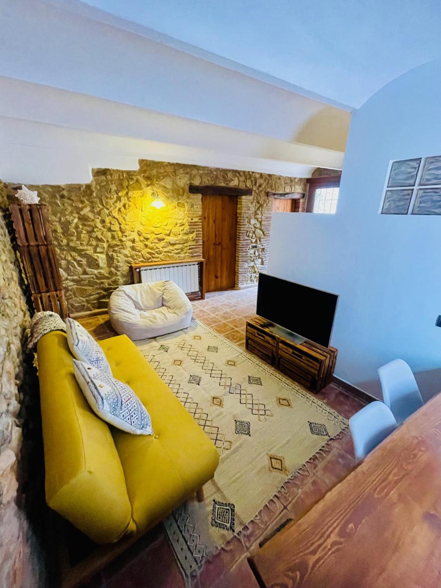 Casa De Pueblo En *