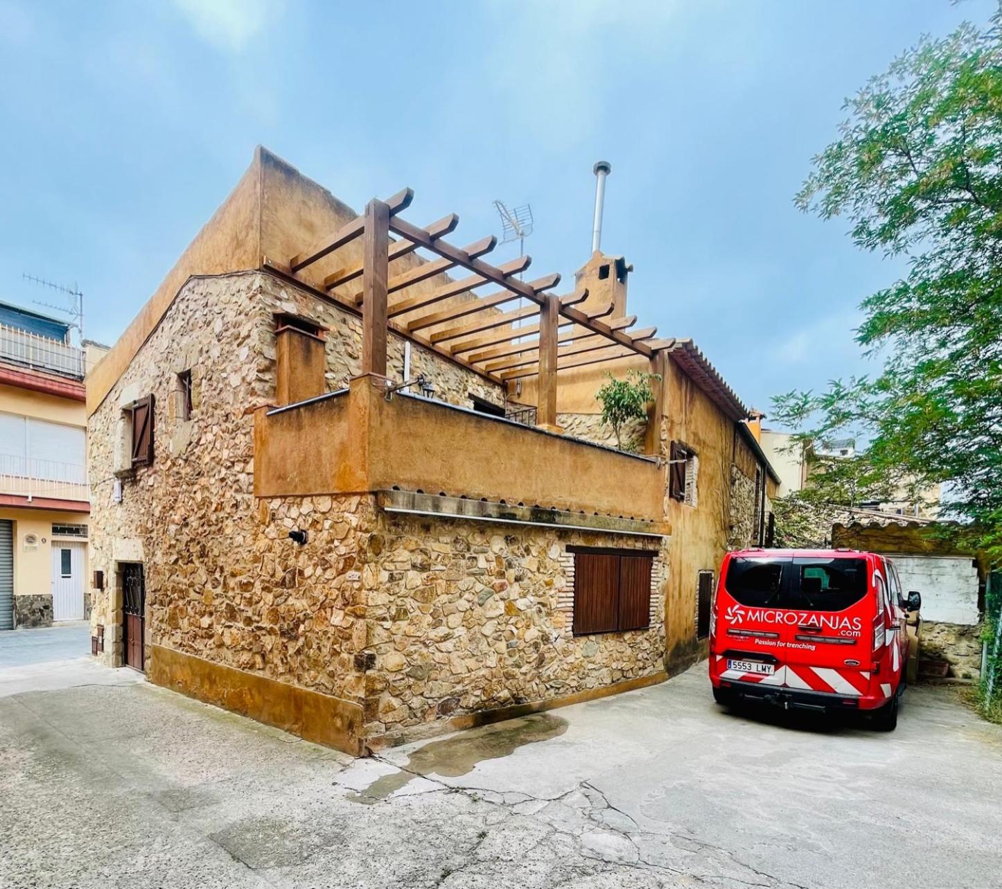 Casa De Pueblo En *