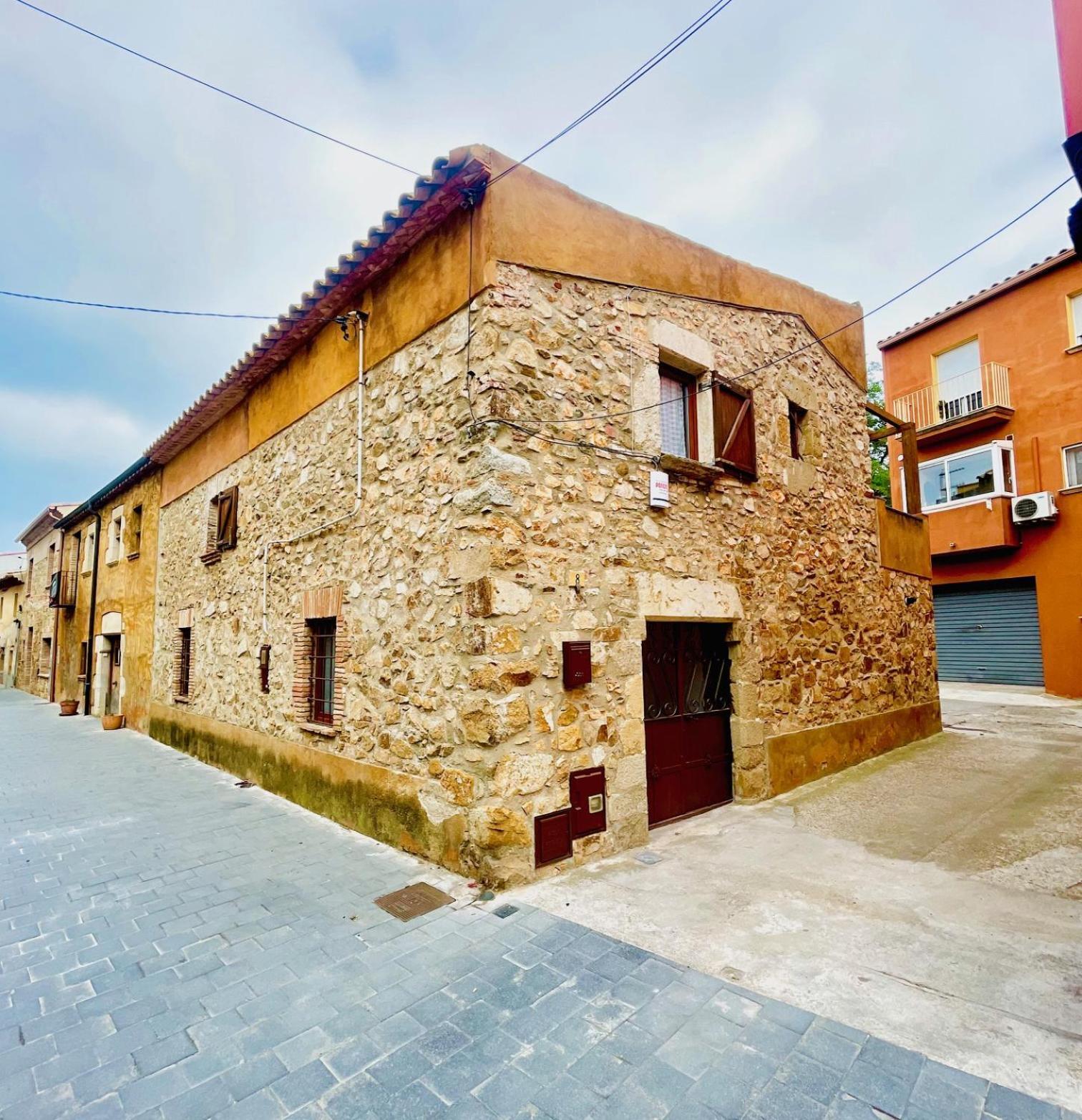 Casa De Pueblo En